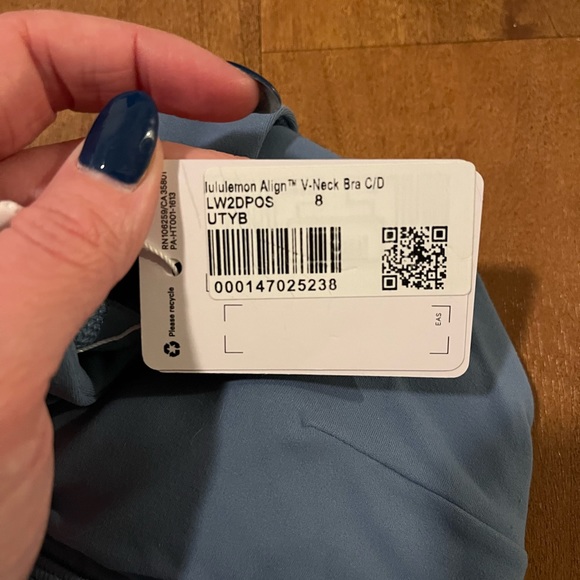 NWT Align biker shorts AND sports bra (set) in Utility Blue (sold out color) - Picture 2 of 3